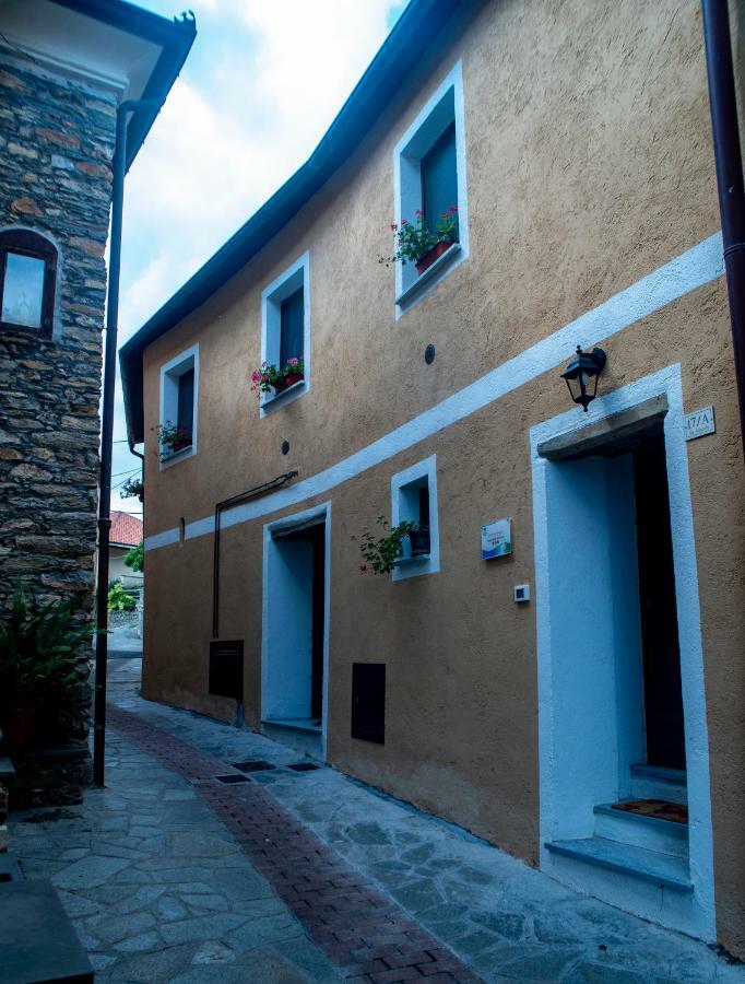 Agriturismo De Ferrari Onzo ภายนอก รูปภาพ